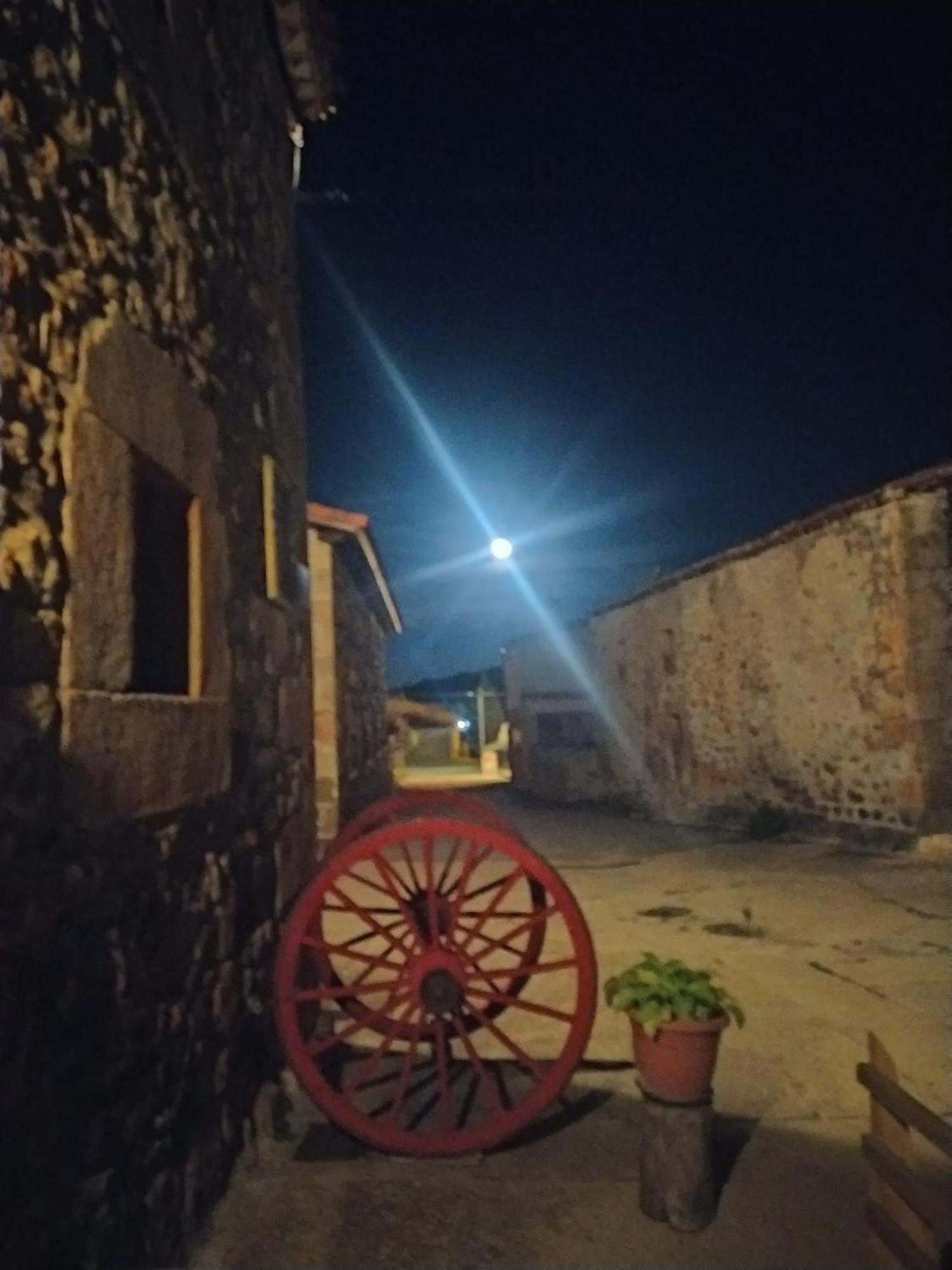Posada Real La Vieja Chimenea-Spa Herreros Esterno foto